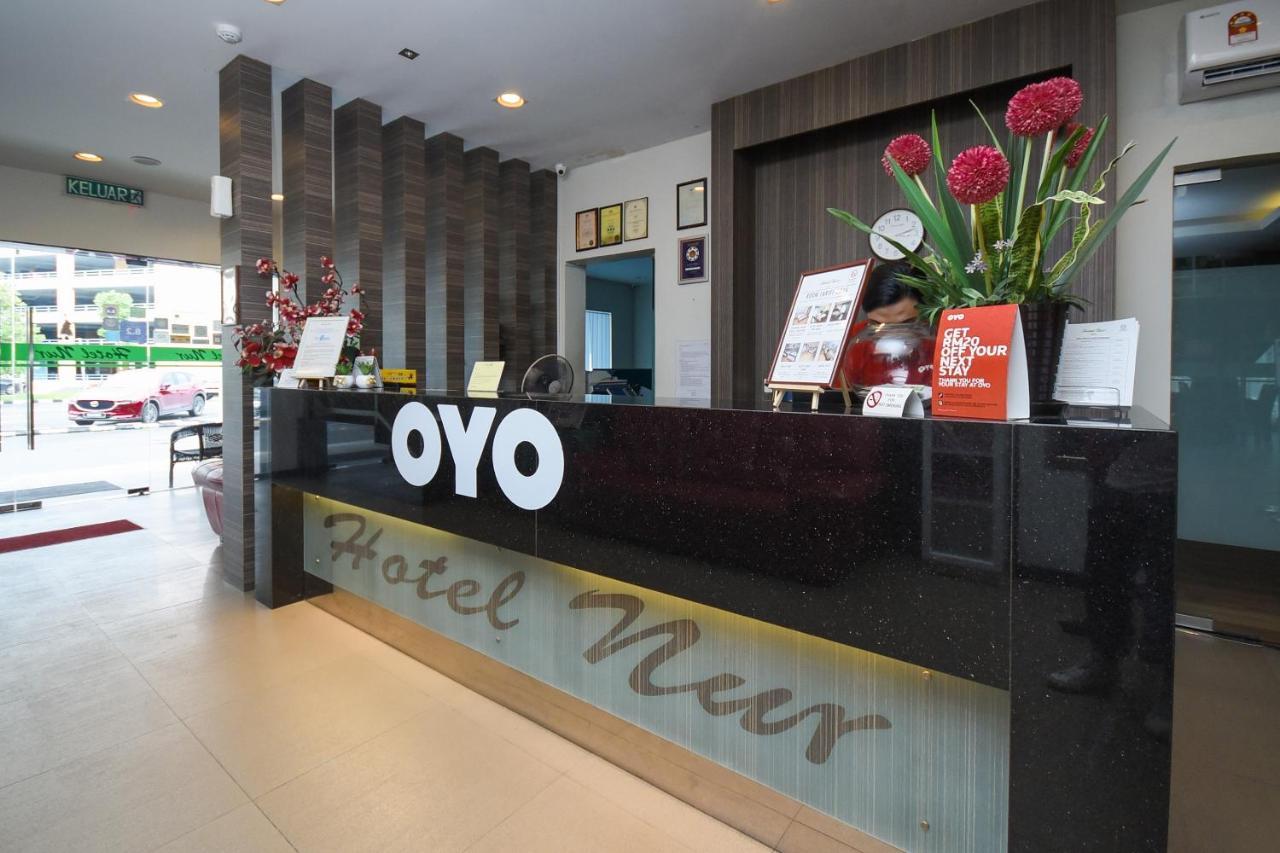 Super Oyo 985 Hotel Nur Мири Экстерьер фото